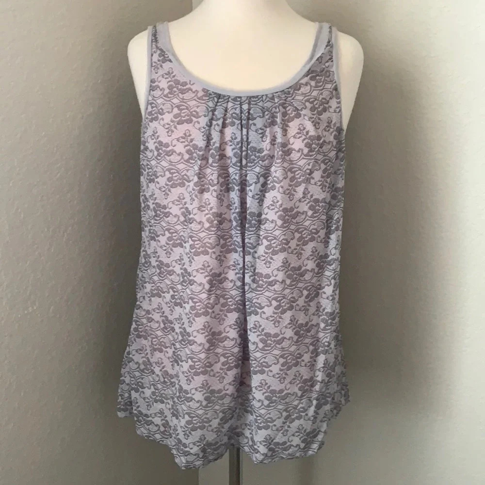 CASUAL FREEDOM floral lace pattern tank top